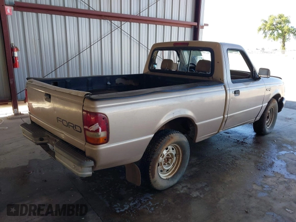 1994 Ford Ranger Splash z VIN 1FTCR10A5RUE28850, wystawiony jako IAAI lot #41882134 z przebiegiem 186 104 mil mil oraz . Historia ofert i sprzedaży dostępna na DreamBid. Obrazek 4.