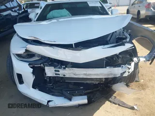 2017 Chevrolet Camaro 1LT z VIN 1G1FB1RS3H0215472, wystawiony jako IAAI lot #42192641 z przebiegiem 23 716 mil mil oraz . Historia ofert i sprzedaży dostępna na DreamBid. Obrazek 6.