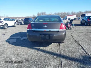 2008 Chevrolet Impala LS with VIN 2G1WB58N581350282, listed as a IAAI auction lot 41822190 with 186,547 mi miles and . Bid and sale history available at DreamBid. Image 17.