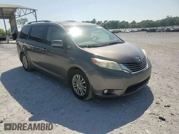2011 Toyota Sienna XLE AAS с VIN 5TDYK3DC1BS170967, выставлен на аукционе Copart как лот 53848955 с пробегом 171 115 миль миль и Списание • Salvage title. История ставок и продаж доступна на DreamBid. Изображение 13.