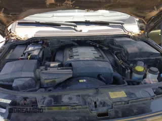 2005 Land Rover LR3 SE with VIN SALAD25485A320046, listed as a IAAI auction lot 42208465 with 237,725 mi miles and . Bid and sale history available at DreamBid. Image 10.