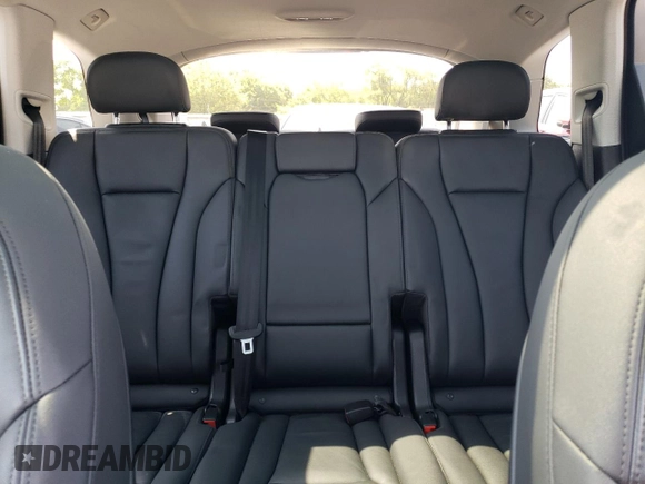 2022 Audi Q7 Premium z VIN WA1AXBF77ND010082, wystawiony jako Copart lot #61583385 z przebiegiem 14 421 mil mil oraz Szkoda całkowita • Salvage title. Historia ofert i sprzedaży dostępna na DreamBid. Obrazek 10.