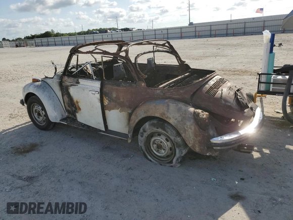 1976 Volkswagen Beetle с VIN 1562125991, выставлен на аукционе Copart как лот 54744575 с пробегом Не указан миль и На запчасти • Non repairable. История ставок и продаж доступна на DreamBid. Изображение 2.