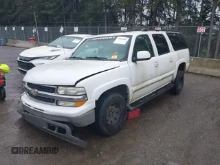 2002 Chevrolet Suburban LT with VIN 1GNFK16Z02J124869, listed as a IAAI auction lot 41865601 with 1 mi miles. Bid and sale history available at carsss.com. Image 2.
