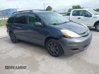 2009 Toyota Sienna XLE z VIN 5TDZK22C99S263134, wystawiony jako IAAI lot #42427811 z przebiegiem 171 417 mil mil oraz . Historia ofert i sprzedaży dostępna na DreamBid. Obrazek 1.