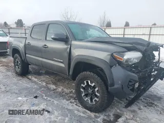 2017 Toyota Tacoma SR5 z VIN 3TMCZ5AN7HM096745, wystawiony jako IAAI lot #41626283 z przebiegiem 108 148 mil mil oraz . Historia ofert i sprzedaży dostępna na DreamBid. Obrazek 1.