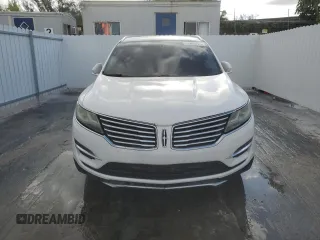 2017 Lincoln MKC Reserve with VIN 5LMCJ3C93HUL09318, listed as a Copart auction lot 53460725 with 96,692 mi miles and Clean title. Bid and sale history available at DreamBid. Image 5.