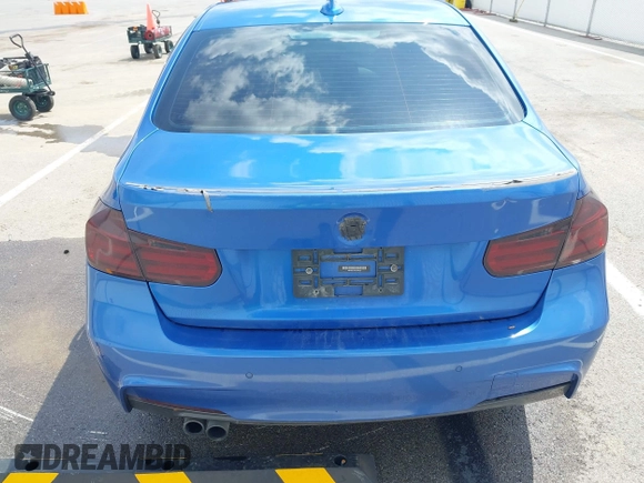 2015 BMW 3 Series 328i xDrive with VIN WBA3B3C57FJ985025, listed as a IAAI auction lot 42140398 with 134,643 mi miles and . Bid and sale history available at DreamBid. Image 13.