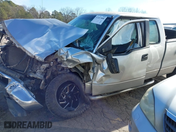 2011 Ford F-150 XL with VIN 1FTEX1CM7BFB20562, listed as a IAAI auction lot 41267400 with 212,620 mi miles. Bid and sale history available at carsss.com. Image 16.