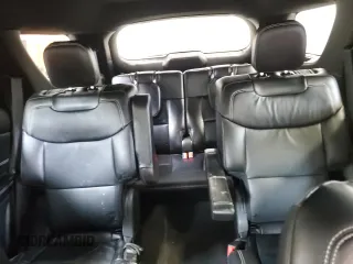 2022 Ford Explorer ST z VIN 1FM5K8GC2NGC27473, wystawiony jako Copart lot #49190175 z przebiegiem 28 611 mil mil oraz Nie do naprawy • Non repairable. Historia ofert i sprzedaży dostępna na DreamBid. Obrazek 10.