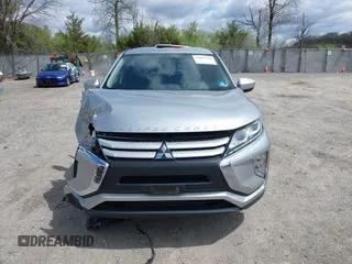 2020 Mitsubishi Eclipse Cross ES z VIN JA4AS3AA4LZ014128, wystawiony jako IAAI lot #42053759 z przebiegiem 72 825 mil mil oraz . Historia ofert i sprzedaży dostępna na DreamBid. Obrazek 12.