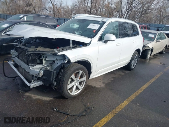 2022 Volvo XC90 Momentum with VIN YV4102PK0N1834100, listed as a IAAI auction lot 41629320 with 50,848 mi miles. Bid and sale history available at carsss.com. Image 2.