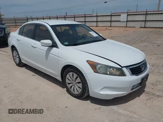 2010 Honda Accord LX z VIN 1HGCP2F38AA129266, wystawiony jako IAAI lot #42226747 z przebiegiem 155 557 mil mil oraz . Historia ofert i sprzedaży dostępna na DreamBid. Obrazek 1.