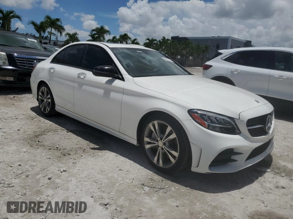 2019 Mercedes-Benz C 300 with VIN 55SWF8DB7KU295023, listed as a Copart auction lot 60521195 with 69,097 mi miles and Salvage title. Bid and sale history available at DreamBid. Image 4.