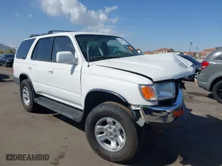 1997 Toyota 4Runner SR5 with VIN JT3HN86R7V0072348, listed as a IAAI auction lot 41922759 with 256,031 mi miles. Bid and sale history available at carsss.com. Image 1.