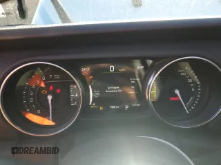 2023 Jeep Wrangler Sahara z VIN 1C4JJXP66PW703050, wystawiony jako Copart lot #53637455 z przebiegiem 7 525 mil mil oraz Czysty tytuł • Clean title. Historia ofert i sprzedaży dostępna na DreamBid. Obrazek 9.