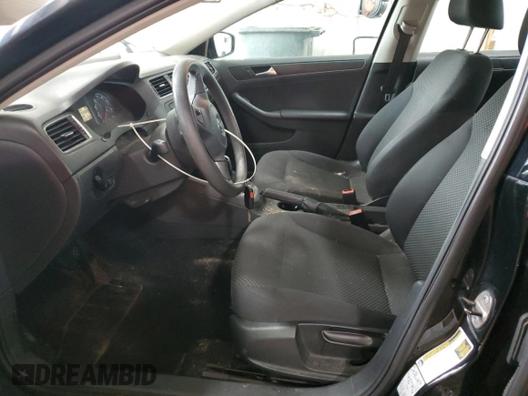 2013 Volkswagen Jetta S z VIN 3VW2K7AJ6DM228555, wystawiony jako Copart lot #61223345 z przebiegiem 62 526 mil mil oraz Szkoda całkowita • Salvage title. Historia ofert i sprzedaży dostępna na DreamBid. Obrazek 7.