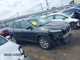 2017 Jeep Cherokee Limited z VIN 1C4PJLDB8HW526765, wystawiony jako IAAI lot #42136476 z przebiegiem 121 694 mil mil oraz . Historia ofert i sprzedaży dostępna na DreamBid. Obrazek 13.