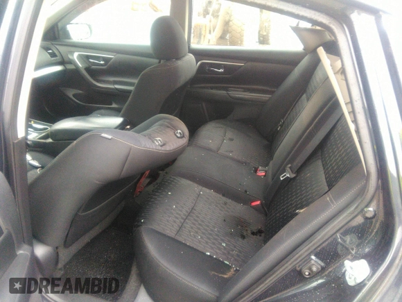 2018 Nissan Altima 2.5 S with VIN 1N4AL3AP4JC215542, listed as a IAAI auction lot 38375351 with 104,555 mi miles. Bid and sale history available at carsss.com. Image 8.