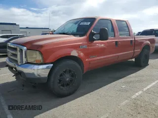 2001 Ford Super Duty F-250 XL with VIN 1FTNW20F71EC94635, listed as a Copart auction lot 82051794 with 310,586 mi miles and Salvage Title. Bid and sale history available at carsss.com. Image 1.