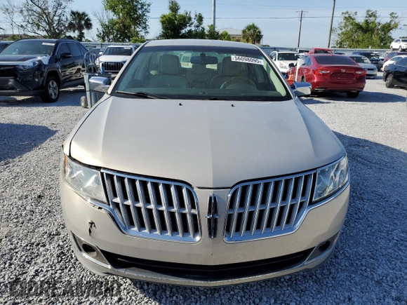 2010 Lincoln MKZ z VIN 3LNHL2GC8AR644901, wystawiony jako Copart lot #56098095 z przebiegiem 165 989 mil mil oraz Nie do naprawy • Non repairable. Historia ofert i sprzedaży dostępna na DreamBid. Obrazek 5.