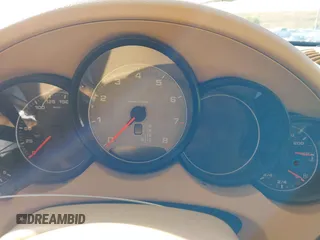 2011 Porsche Cayenne S с VIN WP1AB2A2XBLA44131, выставлен на аукционе IAAI как лот 41063172 с пробегом Не указан миль и . История ставок и продаж доступна на DreamBid. Изображение 7.