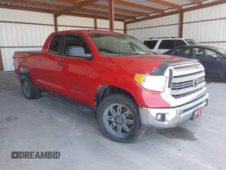 2015 Toyota Tundra SR z VIN 5TFRM5F11FX094947, wystawiony jako IAAI lot #42066685 z przebiegiem 59 644 mil mil oraz . Historia ofert i sprzedaży dostępna na DreamBid. Obrazek 1.