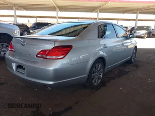 2006 Toyota Avalon XL with VIN 4T1BK36BX6U139417, listed as a IAAI auction lot 42131481 with 171,624 mi miles and . Bid and sale history available at carsss.com. Image 4.