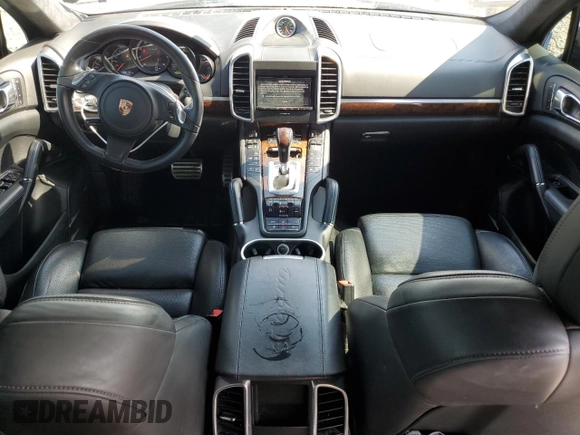 2014 Porsche Cayenne Turbo with VIN WP1AC2A2XELA85702, listed as a Copart auction lot 72328394 with 100,142 mi miles and Salvage title. Bid and sale history available at DreamBid. Image 8.