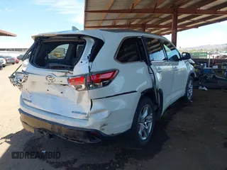2015 Toyota Highlander Limited with VIN 5TDDKRFH5FS140709, listed as a IAAI auction lot 42152762 with 263,053 mi miles and . Bid and sale history available at DreamBid. Image 4.