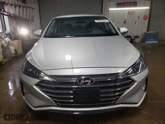 2019 Hyundai Elantra SE with VIN 5NPD74LF7KH497820, listed as a Copart auction lot 52046905 with 217,706 mi miles and Clean Title. Bid and sale history available at DreamBid. Image 5.