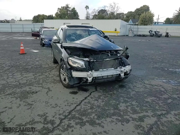 2019 Mercedes-Benz GLC with VIN WDC0G5EB5KF563154, listed as a Copart auction lot 49188345 with 0 mi miles and Salvage Title. Bid and sale history available at carsss.com. Image 12.