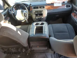 2007 GMC Yukon SLE w/3SA with VIN 1GKFC13C97J311870, listed as a Copart auction lot 44652555 with 142,104 mi miles and Salvage Title. Bid and sale history available at carsss.com. Image 8.