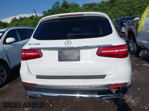 2018 Mercedes-Benz GLC 300 z VIN WDC0G4JB0JV101329, wystawiony jako IAAI lot #42671745 z przebiegiem 156 615 mil mil oraz . Historia ofert i sprzedaży dostępna na DreamBid. Obrazek 16.