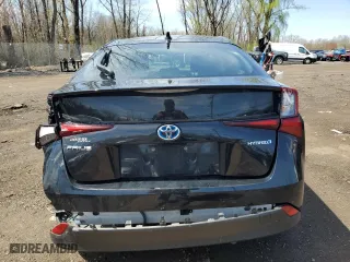 2021 Toyota Prius L Eco with VIN JTDKAMFU6M3150108, listed as a Copart auction lot 53690385 with 105,765 mi miles and Salvage Title. Bid and sale history available at carsss.com. Image 6.