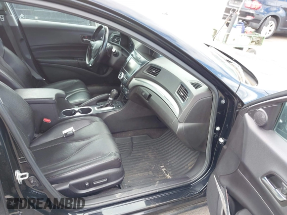 2020 Acura ILX w/Premium Pkg with VIN 19UDE2F78LA007717, listed as a IAAI auction lot 41709255 with 36,673 mi miles. Bid and sale history available at carsss.com. Image 5.