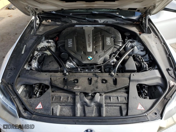 2014 BMW 6 Series 650i with VIN WBA6B2C52ED129233, listed as a Copart auction lot 85062584 with 103,258 mi miles and Clean Title. Bid and sale history available at carsss.com. Image 11.