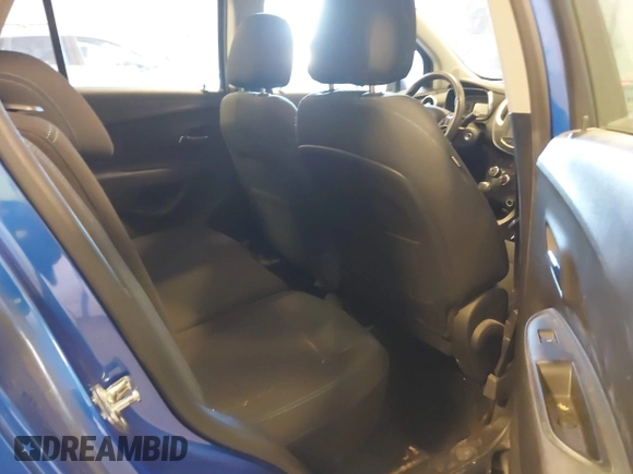 2015 Chevrolet Trax LS with VIN KL7CJPSB5FB186081, listed as a IAAI auction lot 41888072 with 140,087 mi miles. Bid and sale history available at carsss.com. Image 8.
