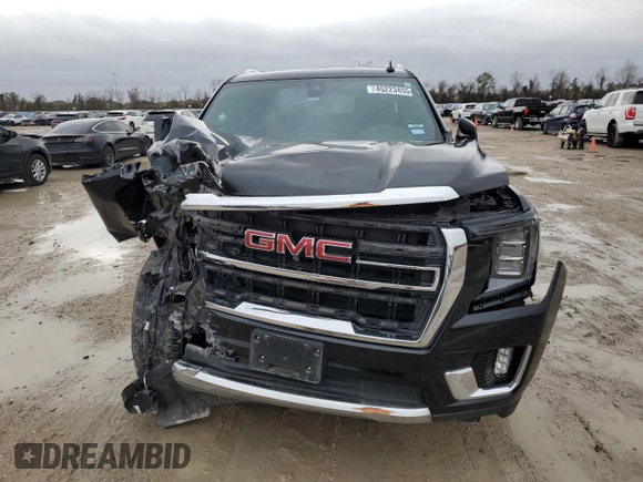 2022 GMC Yukon XL SLT with VIN 1GKS2GKDXNR209507, listed as a Copart auction lot 45223455 with 112,316 mi miles and Salvage Title. Bid and sale history available at carsss.com. Image 5.
