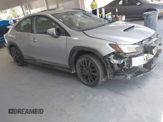 2024 Subaru WRX Premium z VIN JF1VBAH69R9800017, wystawiony jako IAAI lot #42527211 z przebiegiem 14 911 mil mil oraz . Historia ofert i sprzedaży dostępna na DreamBid. Obrazek 1.