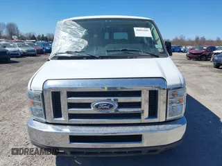 2014 Ford Econoline Passenger XL with VIN 1FBNE3BL1EDA97942, listed as a IAAI auction lot 40899589 with 60,703 mi miles. Bid and sale history available at carsss.com. Image 11.