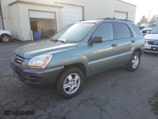 2008 Kia Sportage LX with VIN KNDJF724087494617, listed as a Copart auction lot 41911925 with 246,474 mi miles and Clean Title. Bid and sale history available at carsss.com. Image 1.