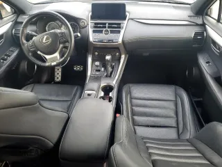 2019 Lexus NX 300 z VIN JTJYARBZ6K2145029, wystawiony jako Copart lot #83463514 z przebiegiem 68 788 mil mil oraz Szkoda całkowita • Salvage title. Historia ofert i sprzedaży dostępna na DreamBid. Obrazek 8.