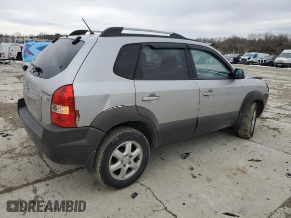 2005 Hyundai Tucson GLS with VIN KM8JN72D05U051699, listed as a Copart auction lot 43242335 with 182,859 mi miles and Non Repairable. Bid and sale history available at carsss.com. Image 3.