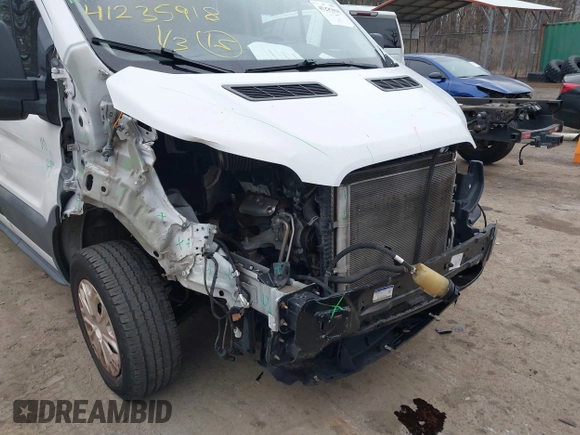 2016 Ford Transit XL с VIN 1FBZX2ZM9GKB27692, выставлен на аукционе IAAI как лот 41235918 с пробегом 145 627 миль миль и . История ставок и продаж доступна на DreamBid. Изображение 6.