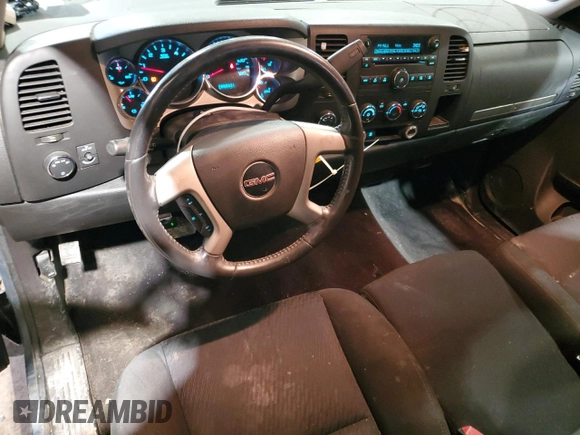 2011 GMC Sierra 1500 with VIN 1GTN2VEA5BZ112595, listed as a Copart auction lot 43603965 with 141,038 mi miles and Salvage Title. Bid and sale history available at DreamBid. Image 8.