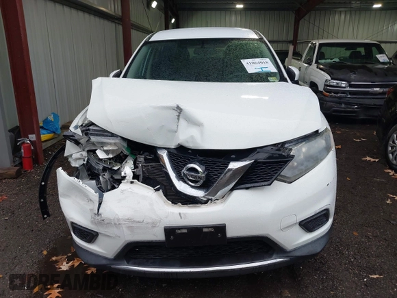 2016 Nissan Rogue SV with VIN 5N1AT2MT9GC899988, listed as a IAAI auction lot 41064018 with 87,424 mi miles. Bid and sale history available at carsss.com. Image 12.