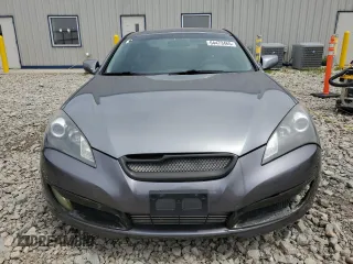 2010 Hyundai Genesis Coupe Premium with VIN KMHHT6KD7AU033984, listed as a Copart auction lot 64473465 with 95,512 mi miles and Clean title. Bid and sale history available at DreamBid. Image 5.