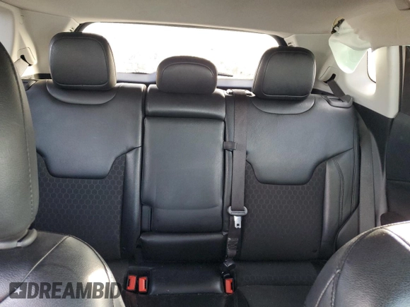 2020 Jeep Compass Altitude with VIN 3C4NJCBBXLT246631, listed as a Copart auction lot 82489344 with 30,116 mi miles and Salvage Title. Bid and sale history available at carsss.com. Image 10.