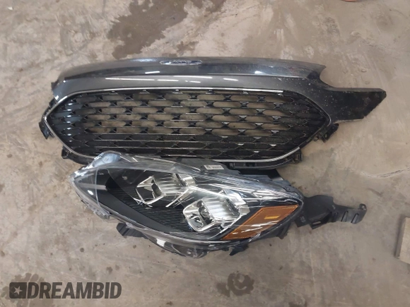 2020 Ford Escape Titanium with VIN 1FMCU9J95LUA39338, listed as a IAAI auction lot 42319122 with 34,631 mi miles and . Bid and sale history available at DreamBid. Image 12.